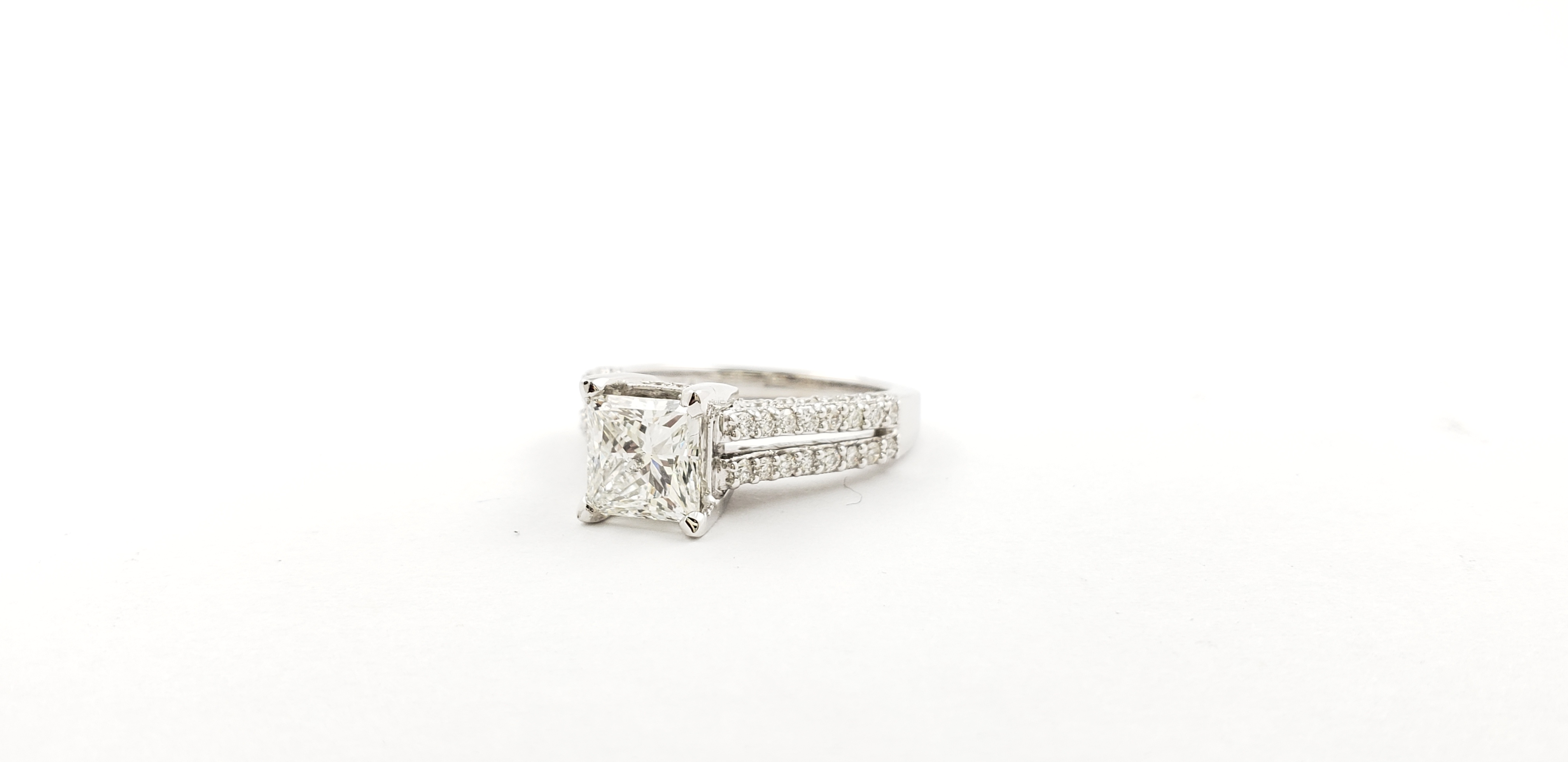 Princess Cut Diamond Ring